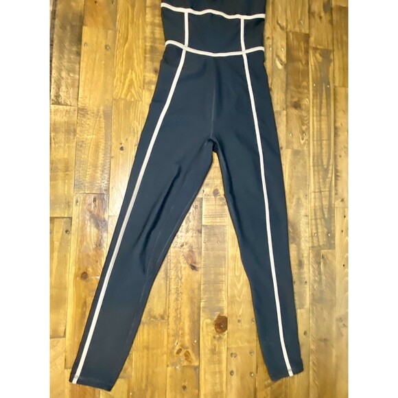 YPB Abercrombie Women’s Black One Piece Active Jumpsuit Strappy Contrast Piping - Picture 3 of 6